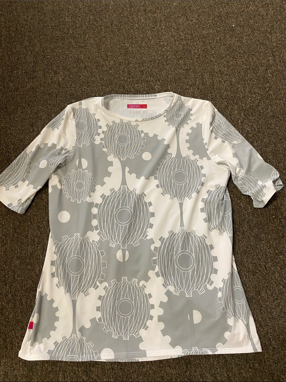 Terry White & Gray Graphic Print Cycling Top